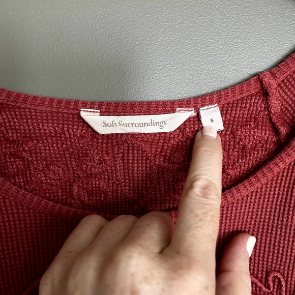 Soft Surroundings Camden Thermal Long Sleeve Top Size Small Embroidered Rust Red - Picture 5 of 13